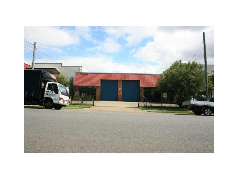 27 Chetwynd Street, Loganholme QLD 4129