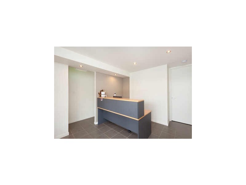 7 Woodsiana Street, Robertson QLD 4109