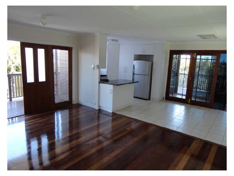 520 Old Cleveland Road, Camp Hill QLD 4152