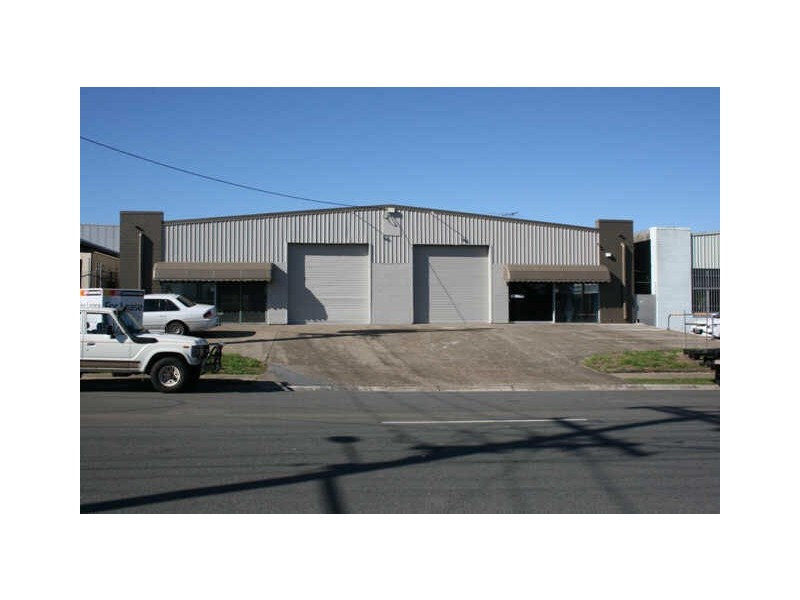 12 Rowland Street, Slacks Creek QLD 4127