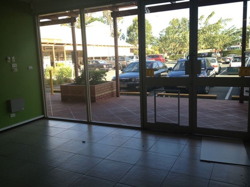 85 Coronation Road, Hillcrest QLD 4118