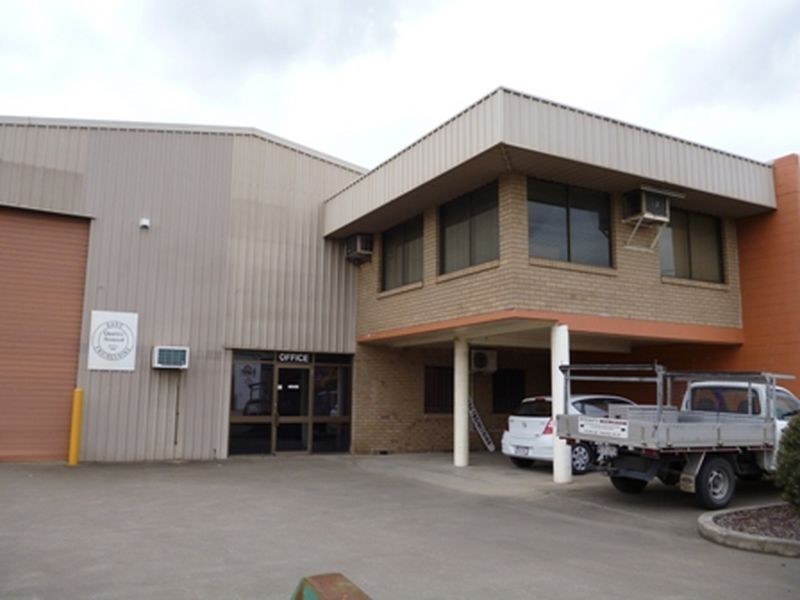 55-59 Suscatand Street, Rocklea QLD 4106