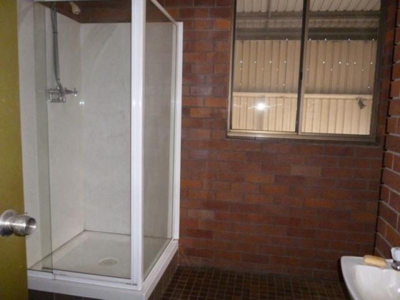 27 Suscatand Street, Rocklea QLD 4106