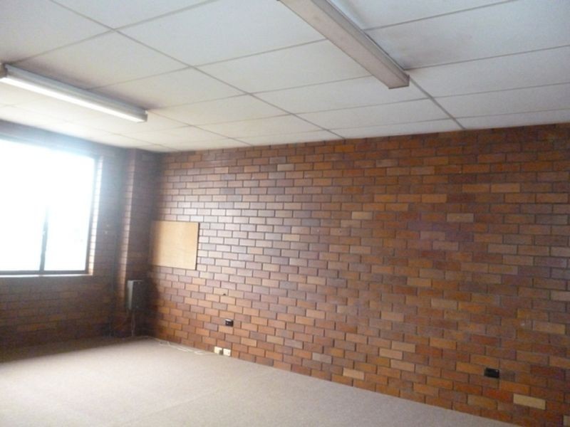 27 Suscatand Street, Rocklea QLD 4106