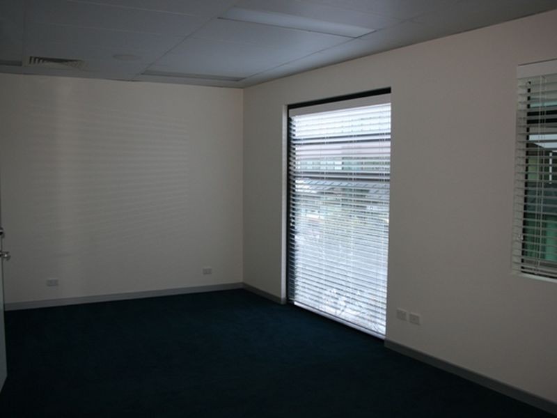 3B/3352 Pacific Highway, Springwood QLD 4127