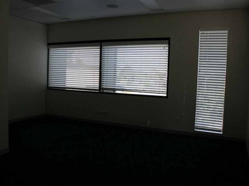 3B/3352 Pacific Highway, Springwood QLD 4127