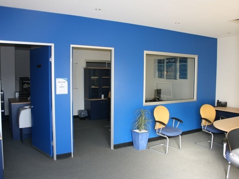 9A  B/3352 Pacific Highway, Springwood QLD 4127