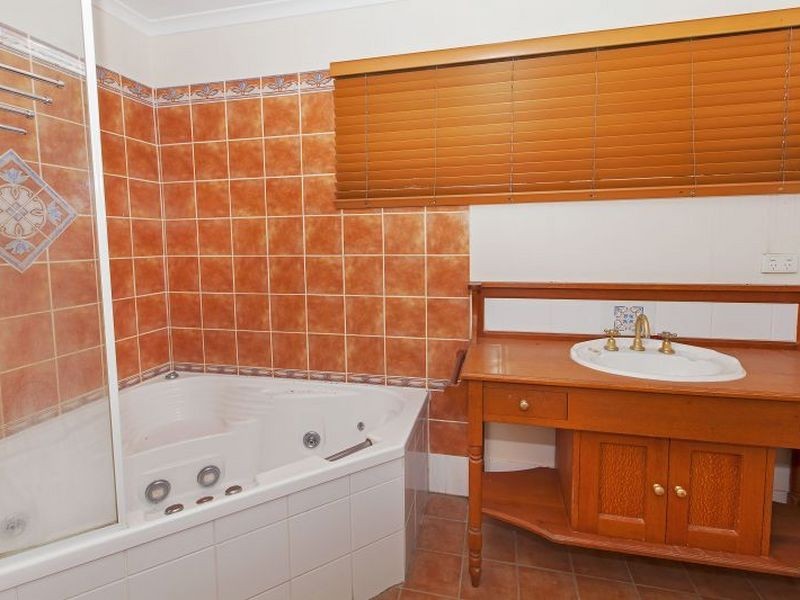 520 Old Cleveland Road, Camp Hill QLD 4152