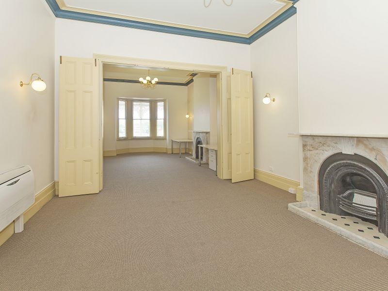 Terrace 3/249 Coronation Drive, Milton QLD 4064