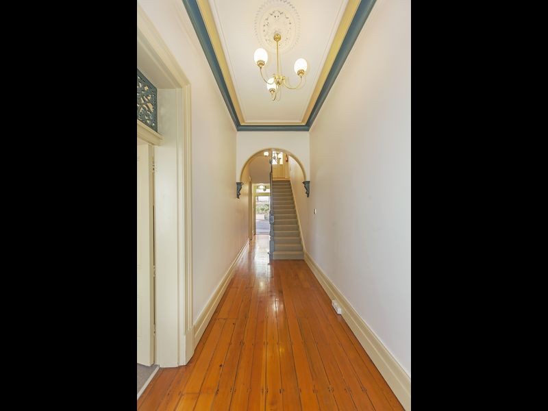 Terrace 3/249 Coronation Drive, Milton QLD 4064