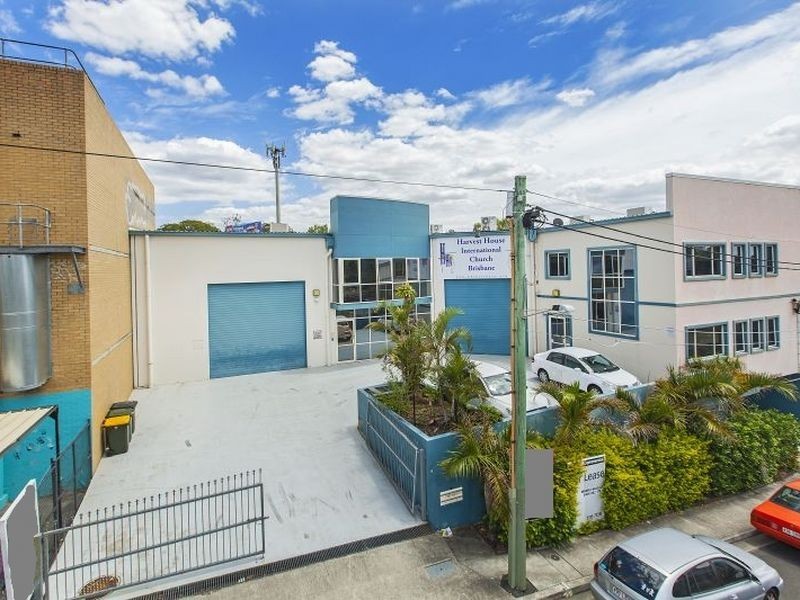 8 Railway Terrace, Dutton Park QLD 4102