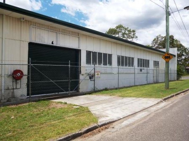 39 Railway Parade, Rocklea QLD 4106