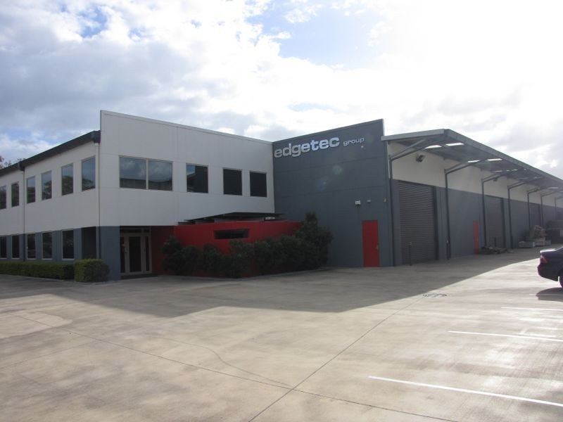 2A Spine Street, Sumner QLD 4074