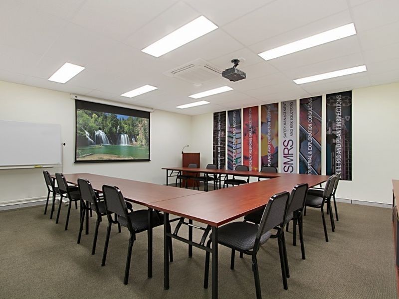 Seventeen Mile Rocks QLD 4073