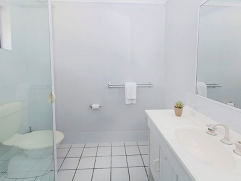 3725 Pacific Highway, Slacks Creek QLD 4127