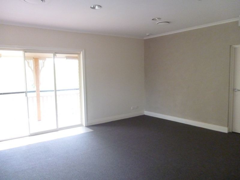 5/3 The Esplanade, Forest Lake QLD 4078