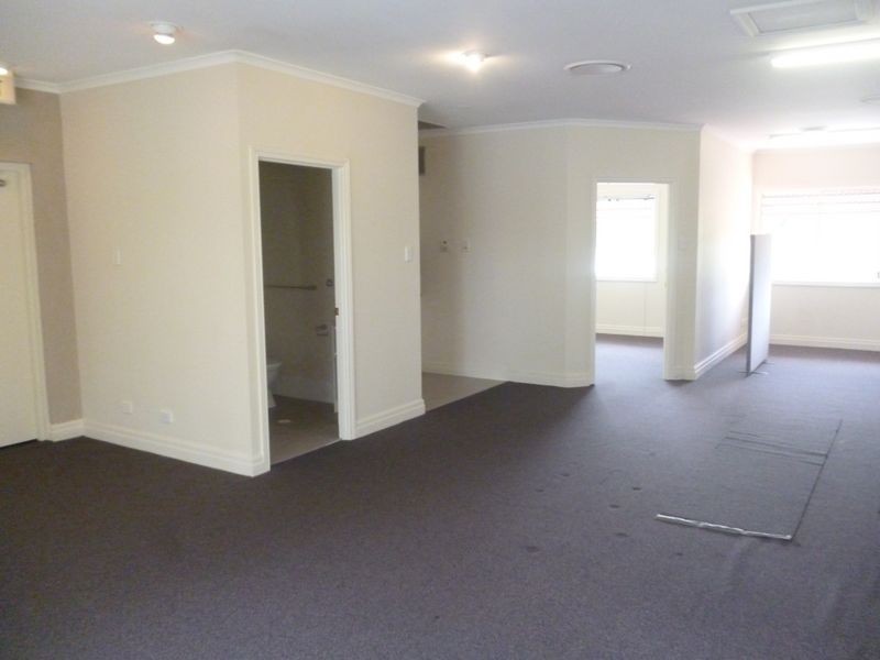 5/3 The Esplanade, Forest Lake QLD 4078