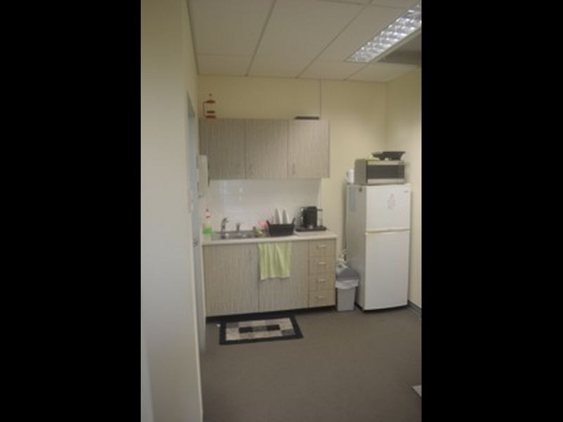 11 & 12/720 Macarthur Ave Central, Pinkenba QLD 4008