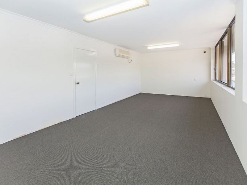 T3-4/218 Padstow Road, Eight Mile Plains QLD 4113