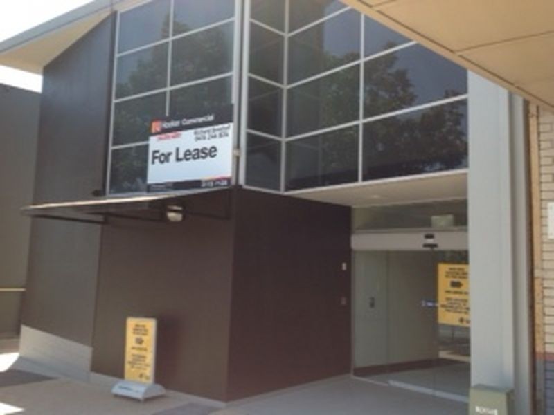 934 Logan Road, Holland Park West QLD 4121