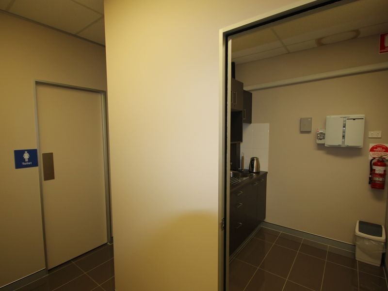 3916 Pacific Highway, Loganholme QLD 4129