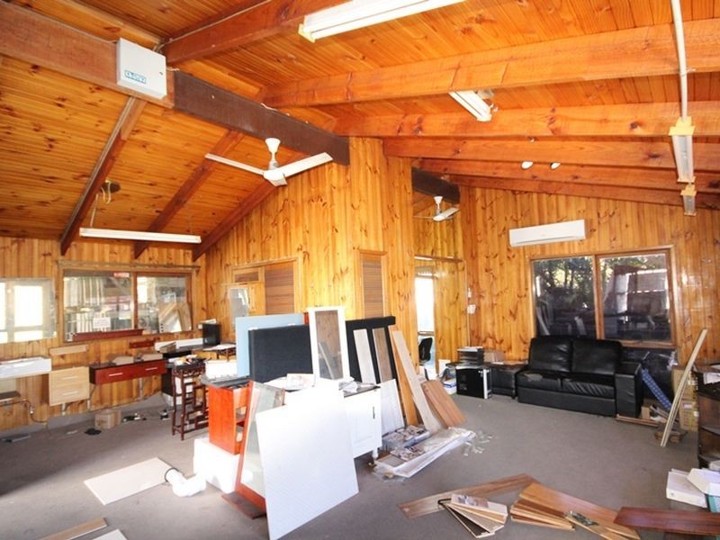 3279 Logan Road, Underwood QLD 4119