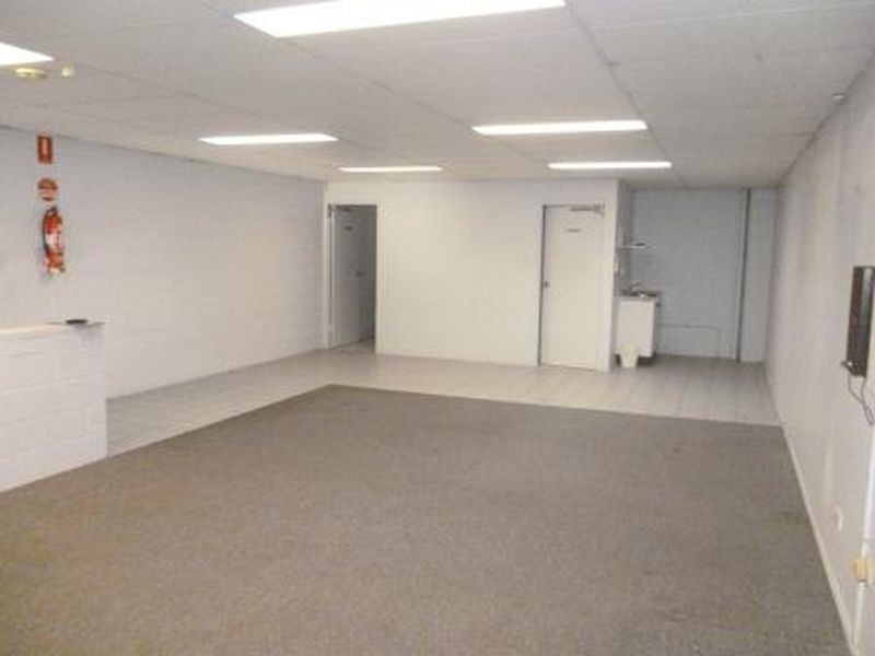 2/32 Meadow Avenue, Coopers Plains QLD 4108