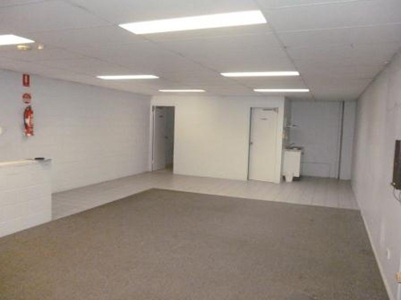 2/32 Meadow Avenue, Coopers Plains QLD 4108