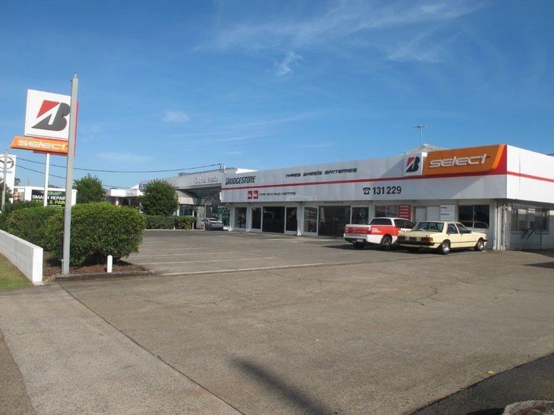 62 – 64 Shore Street, Cleveland QLD 4163