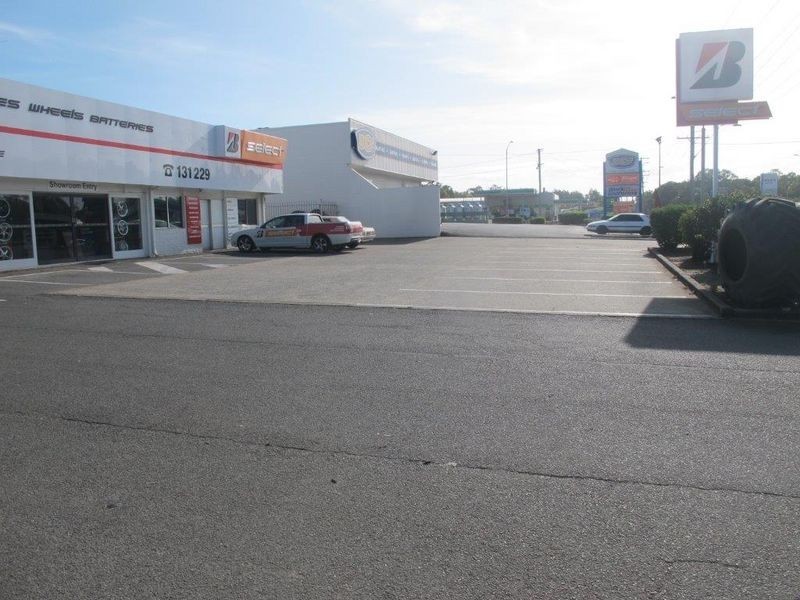 62 – 64 Shore Street, Cleveland QLD 4163