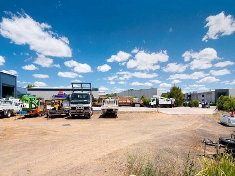 12 – 14 Sonia Court, Raceview QLD 4305