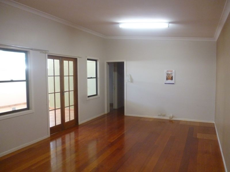 9 Maud Street, Newstead QLD 4006