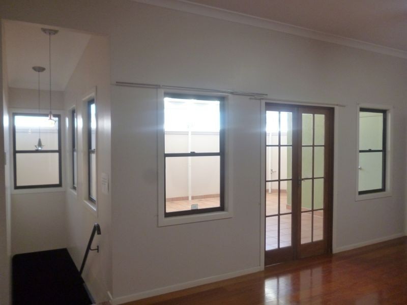 9 Maud Street, Newstead QLD 4006