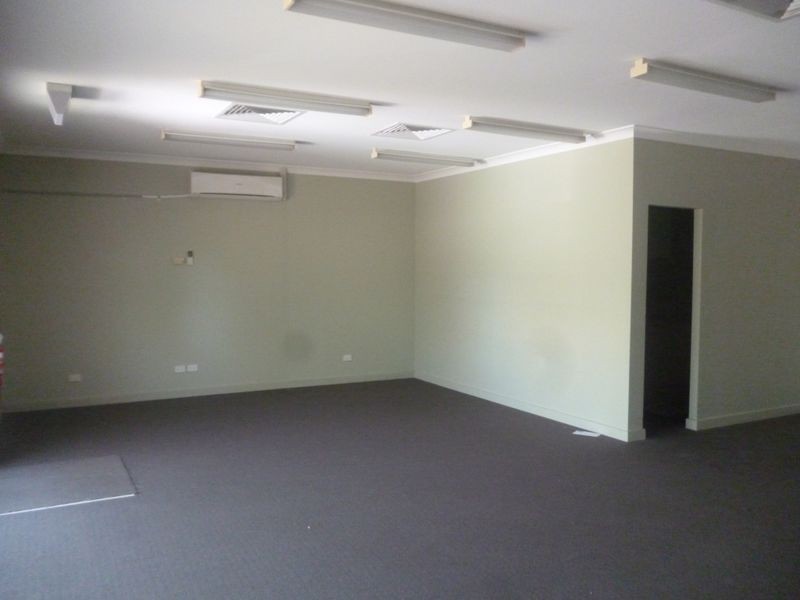 2 & 3/12 Vanessa Boulevard, Springwood QLD 4127