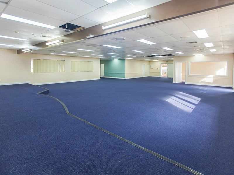 89 Old Logan Road, Camira QLD 4300