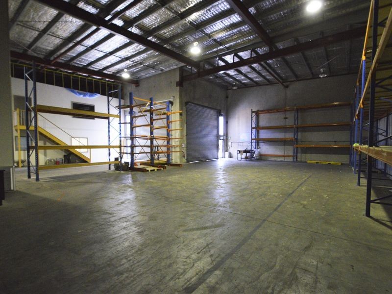 5 & 6/5 Commerce Circuit, Yatala QLD 4207