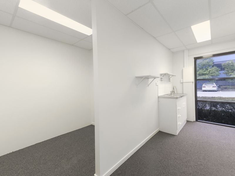 20/8 Riverland Drive, Loganholme QLD 4129