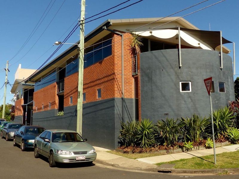 14 Railway Terrace, Dutton Park QLD 4102