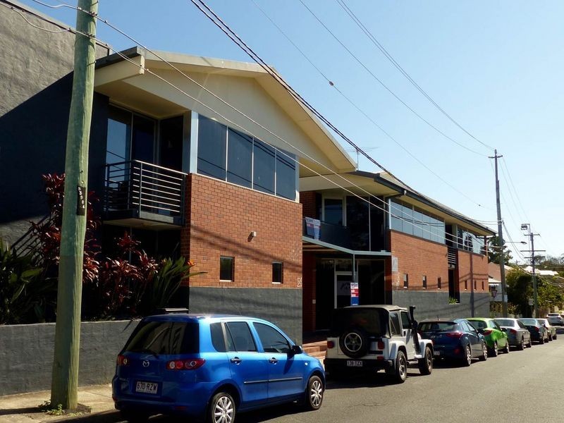 14 Railway Terrace, Dutton Park QLD 4102