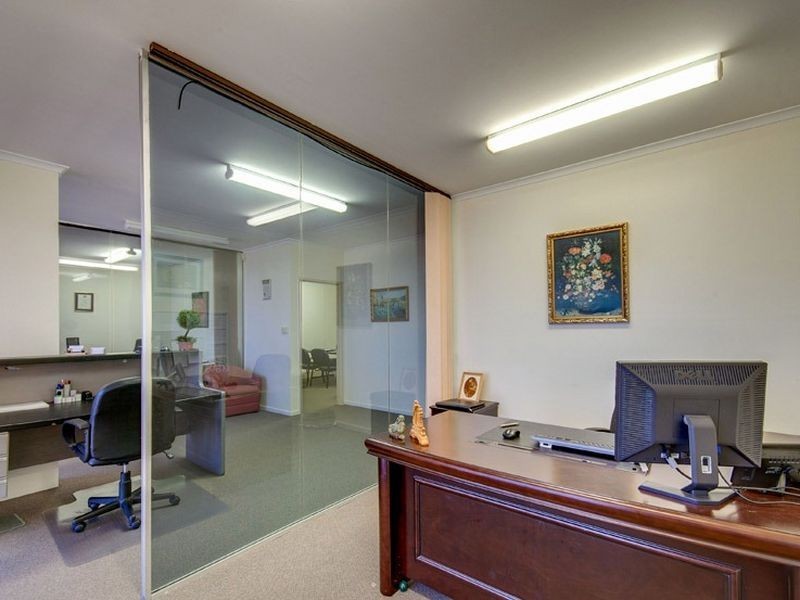 17 & 18/8 Dennis Road, Springwood QLD 4127