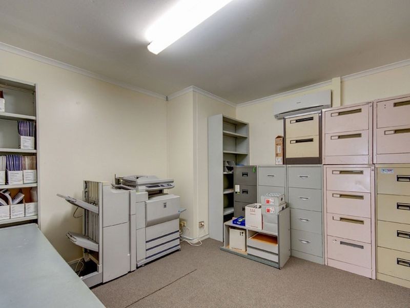 17 & 18/8 Dennis Road, Springwood QLD 4127