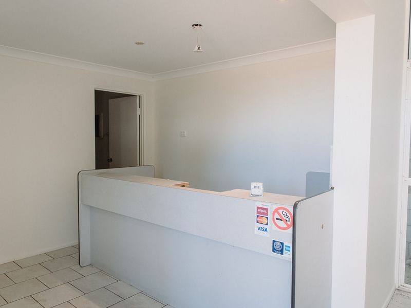 22 Tradelink Road, Hillcrest QLD 4118