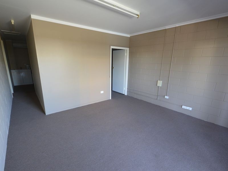 10 & 11/86 City Road, Beenleigh QLD 4207