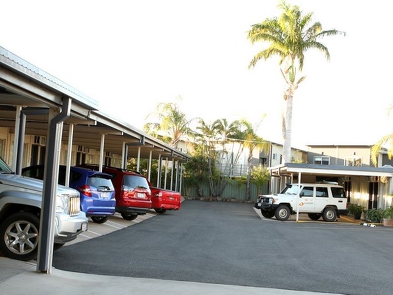 24 Railway Street, Blackwater QLD 4717