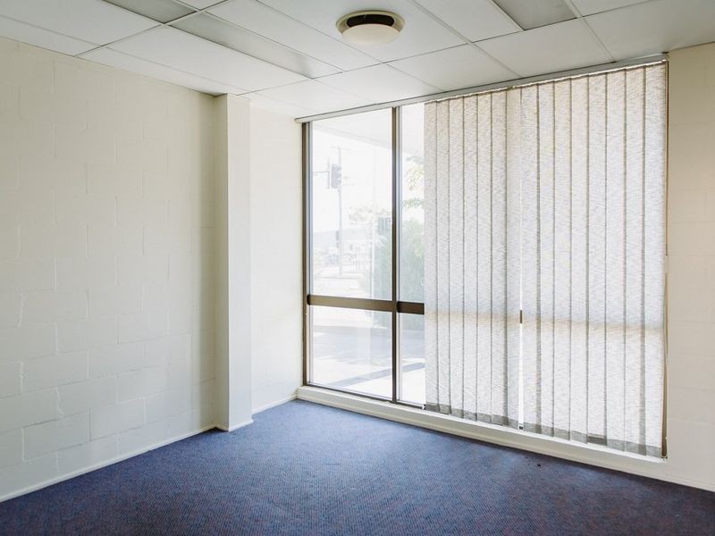 2 Magnesium Drive, Crestmead QLD 4132