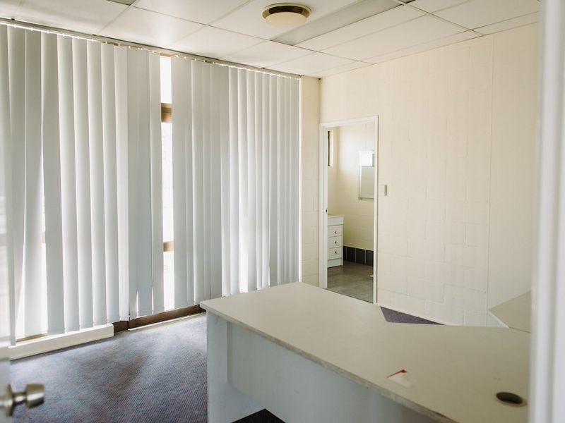 2 Magnesium Drive, Crestmead QLD 4132