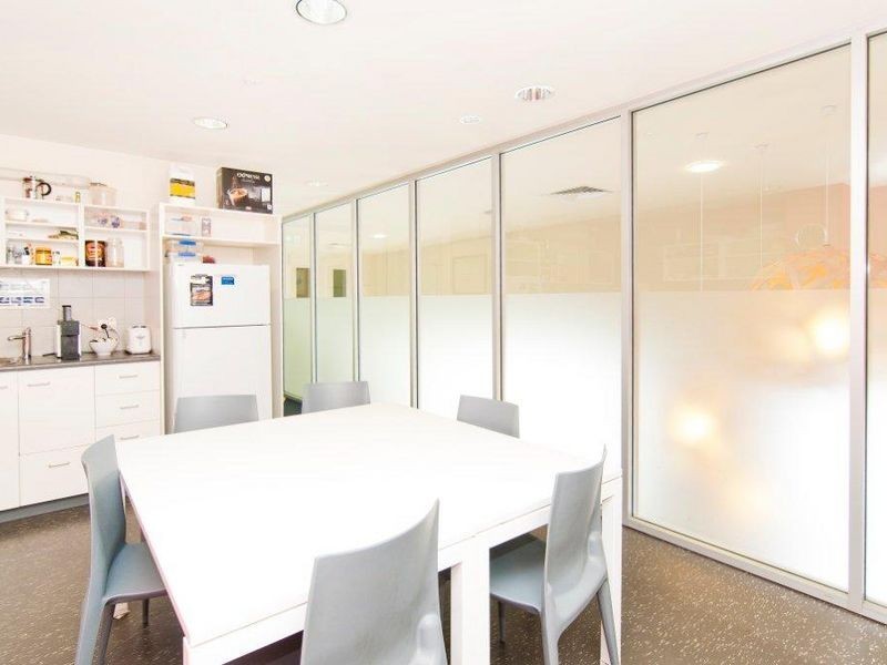 68 Ipswich Road, Woolloongabba QLD 4102