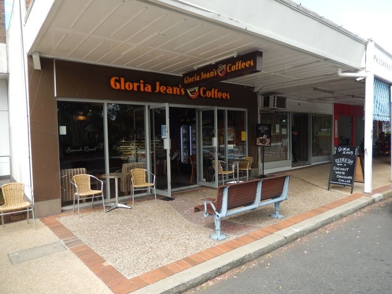 19 Brighton Road, Sandgate QLD 4017