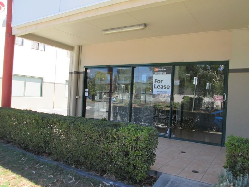 8/3 Cottonwood Place, Oxenford QLD 4210