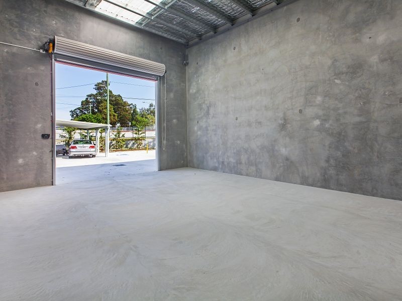 21 Middle Road, Hillcrest QLD 4118